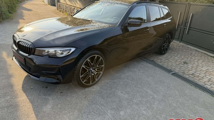BMW S&eacute;rie 3 - 318 SPORT