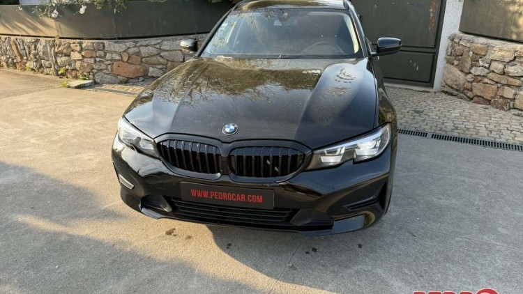 BMW S&eacute;rie 3 - 318 SPORT