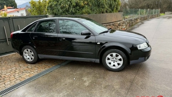 Audi A4 ADVANCE