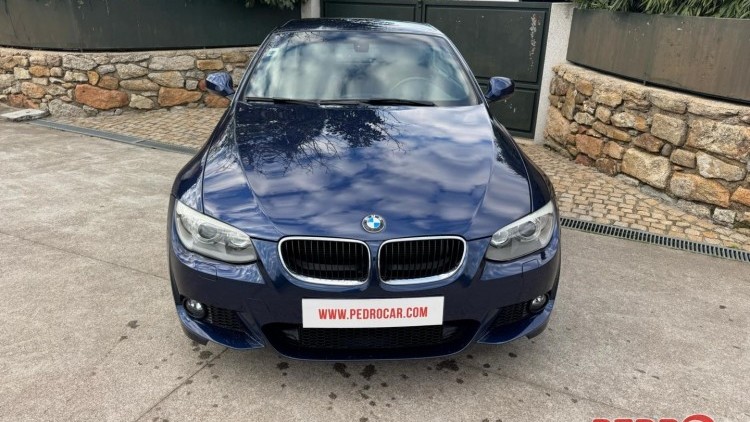 BMW S&eacute;rie 3 - 320 sport