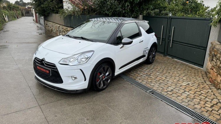 Citro&euml;n DS3 RACING