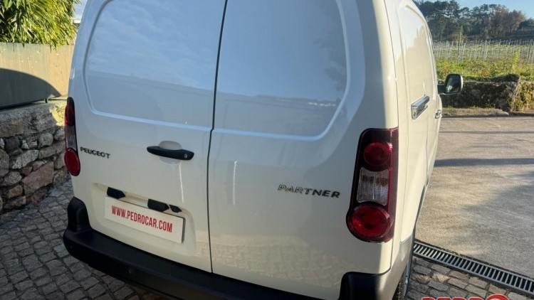 Peugeot Partner PREMIUM